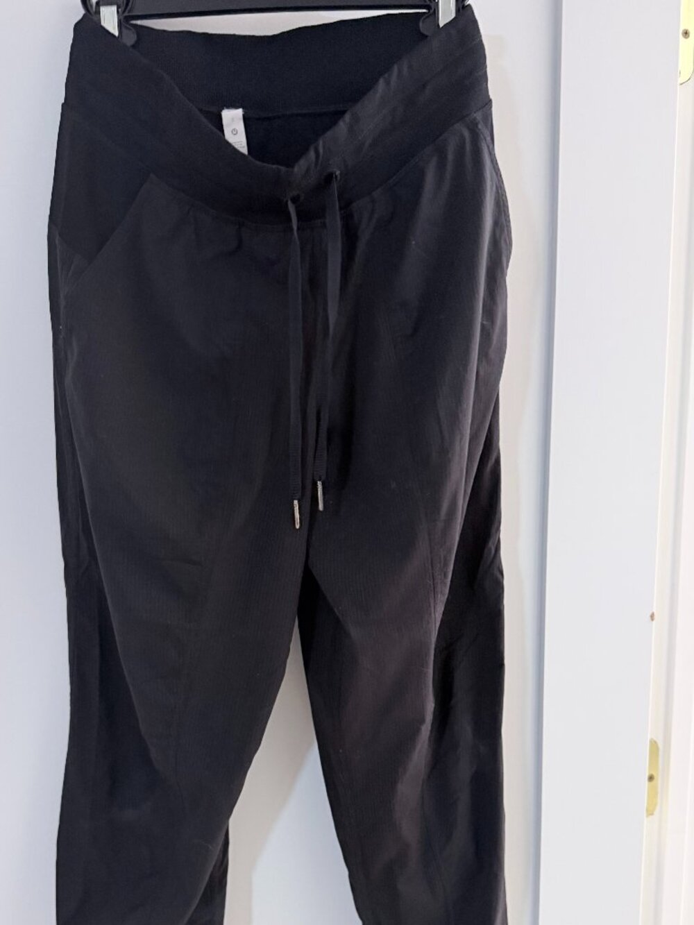 Lululemon Lightweight Drawstring Jogger Pants Black Size 6
